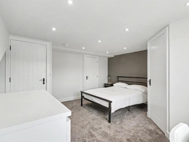 Room for rent in Gedling, East Midlands