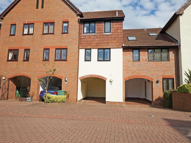House for rent in Port Solent, City Of Portsmouth