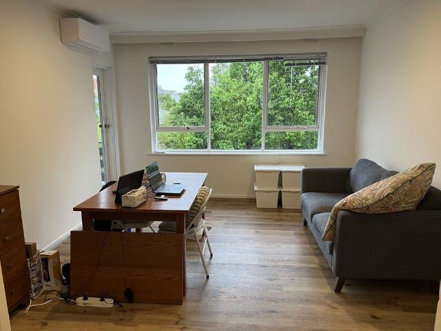 Room for rent in Camerons Creek, Victoria