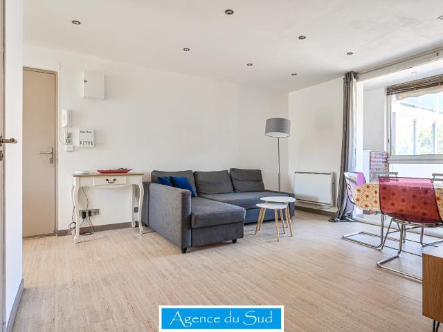 Appartement vente à France métropolitaine, Carnoux-en-provence