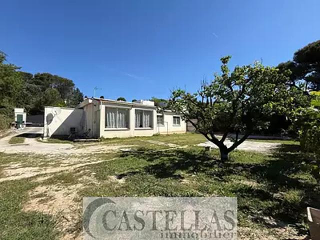 Maison vente à Marseille, Carnoux-en-provence