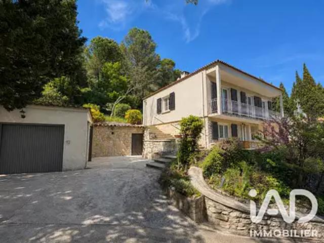 Maison vente à Marseille, Carnoux-en-provence