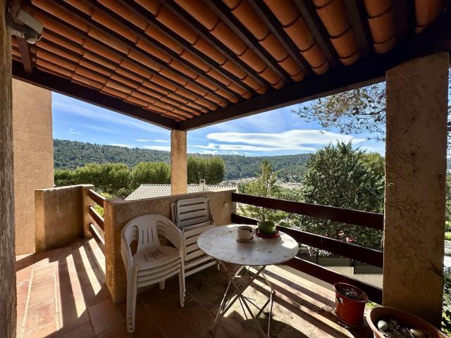 Maison vente à Marseille, Carnoux-en-provence