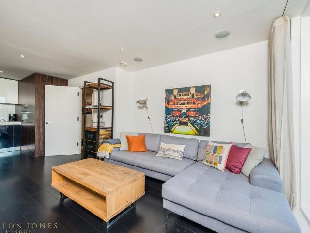 Apartment for rent in Pimlico, Greater London