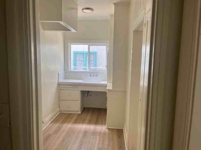 Apartment for rent in Canoga Park, California