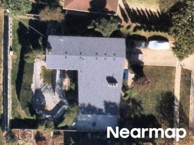 House for sale in Elgin