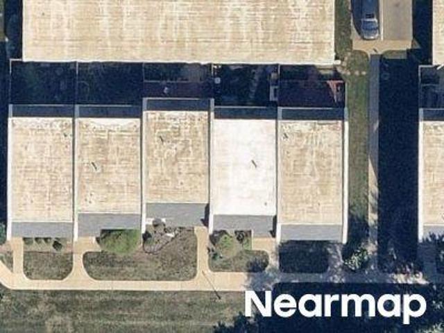 Condo for sale in Gurnee, Illinois