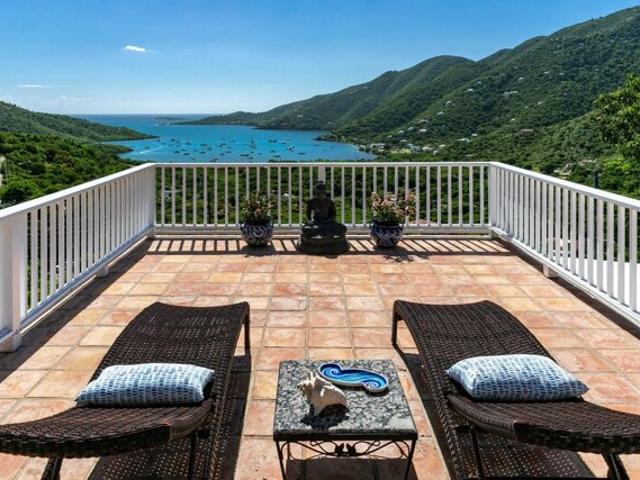 House for sale in Saint John, Indiana