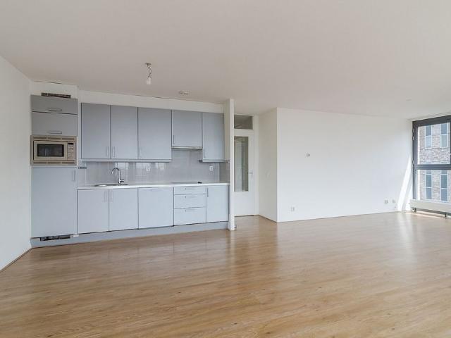 Appartement te huur in Bezuidenhout, Zuid Holland