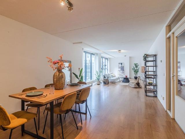Appartement te huur in Bezuidenhout, Zuid Holland