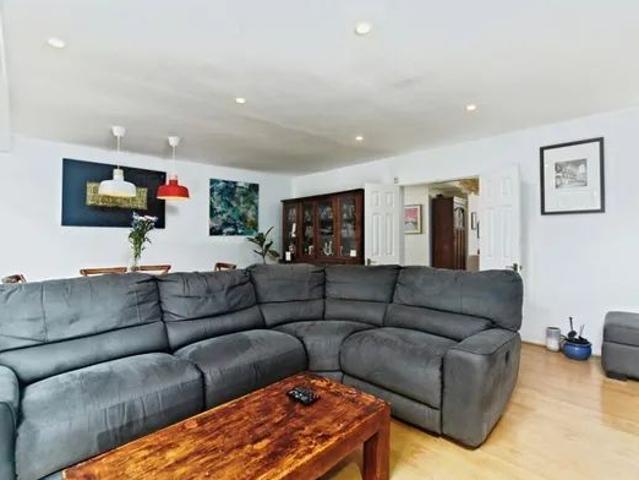 House for rent in London Borough of Croydon, Greater London