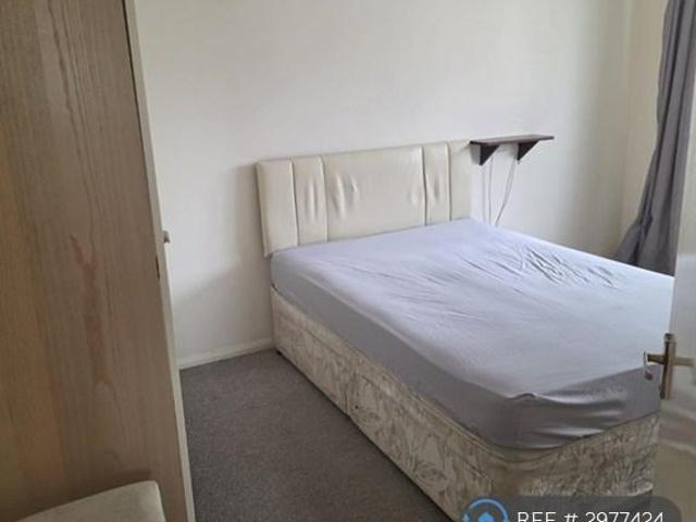 Apartment for rent in Yiewsley, Greater London