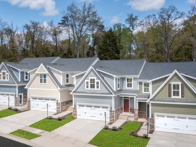 Townhouse for sale in Olmsted Falls, Ohio