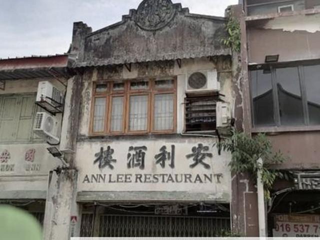 Shop for sale in Kuching