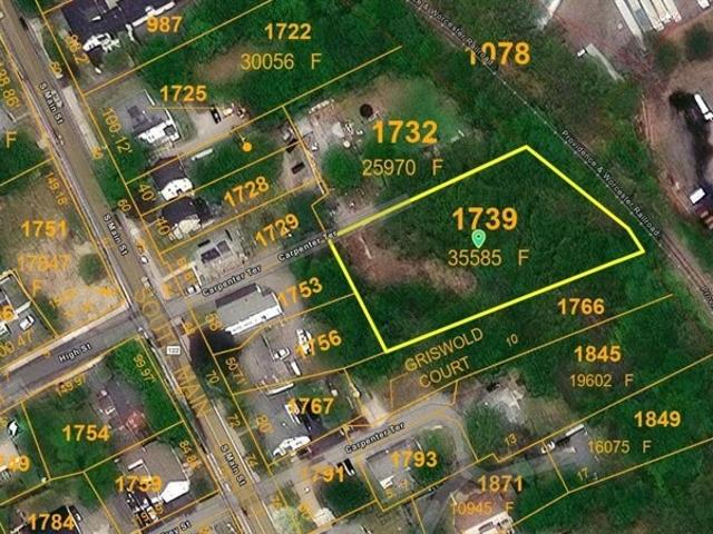 Land for sale in North Uxbridge, Massachusetts
