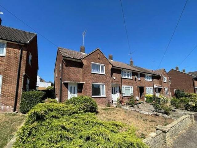 House for sale in Oakmere, Potters Bar