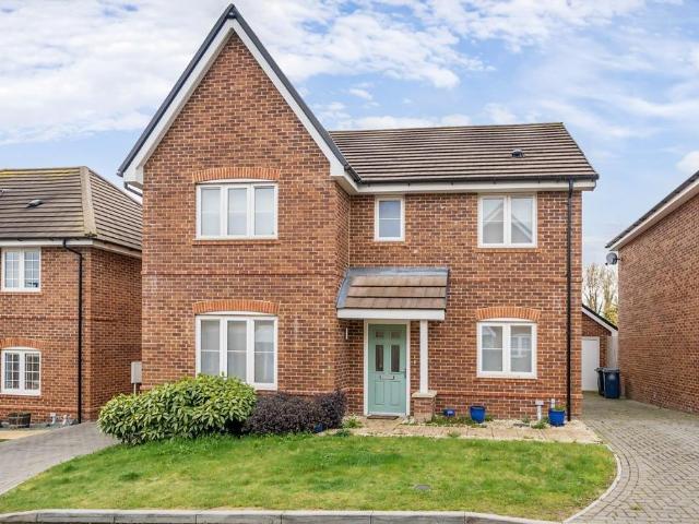 House for rent in Fole, Surrey