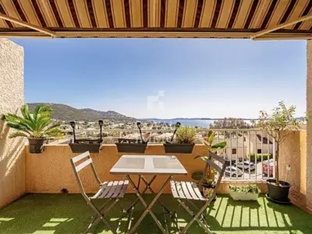 Appartement vente à Arrondissement de Toulon, Carqueiranne
