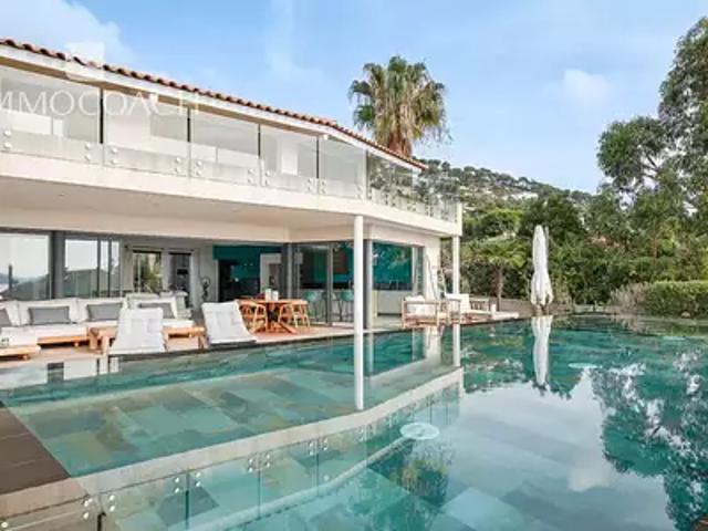 Maison vente à Arrondissement de Toulon, Carqueiranne