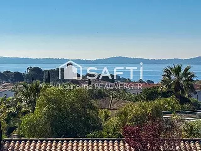 Maison vente à Arrondissement de Toulon, Carqueiranne