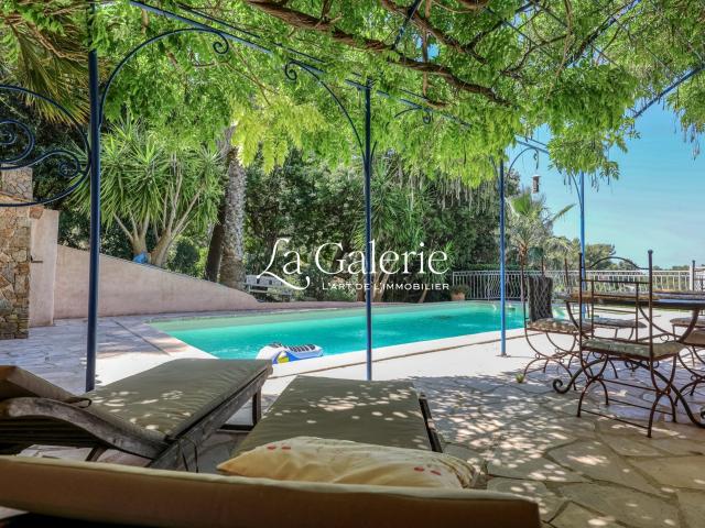 Maison vente à Arrondissement de Toulon, Carqueiranne