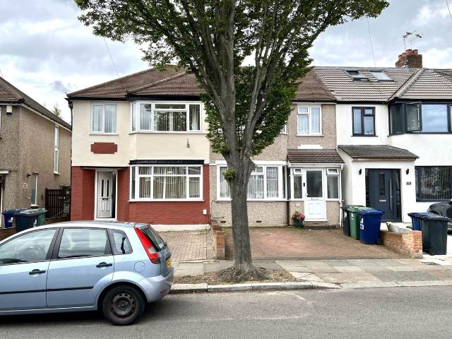 Apartment for rent in London Borough of Ealing, Greater London