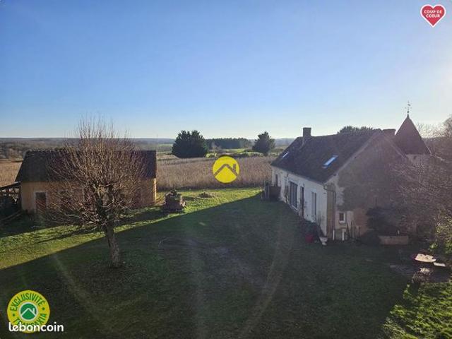Maison vente à Châteaumeillant, Cher