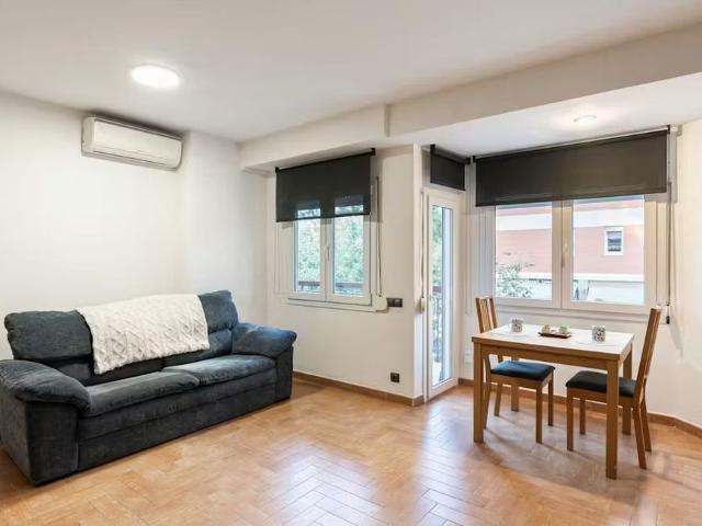 Apartamento en alquiler en Porta, Barcelona