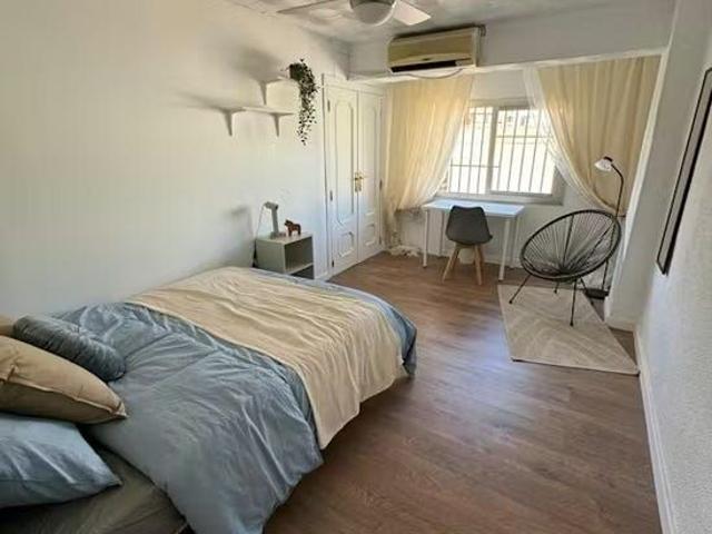 Apartamento en alquiler en el Poble Nou, Torrent