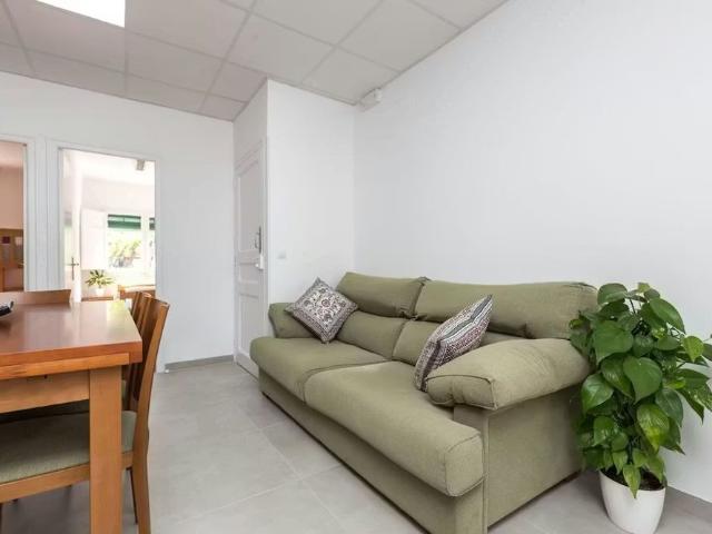 Apartamento en alquiler en Cornellà De Llobregat, Barcelona