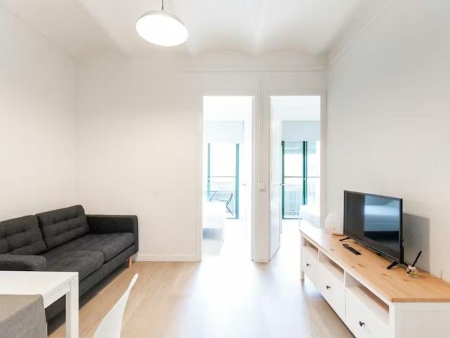 Apartamento en alquiler en Sant Martí, Barcelonès