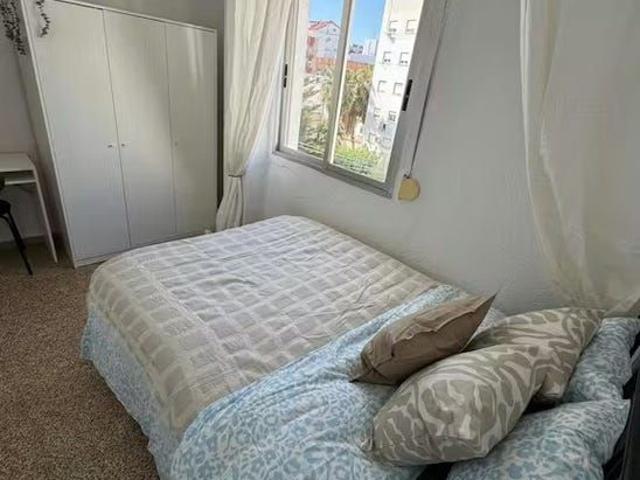 Apartamento en alquiler en Barri dels Ollers, l'Horta Sud