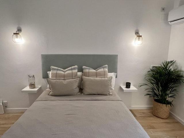 Estudio en alquiler en Baix Empordà, Catalunya