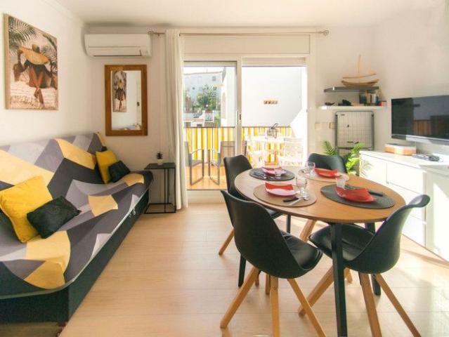 Apartamento en alquiler en Santa Rosa de Puig-rom, Alt Empordà