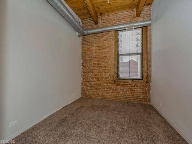 Apartment for rent in Chicago Park, Illinois
