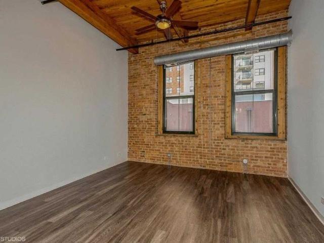 Apartment for rent in Chicago Park, Illinois