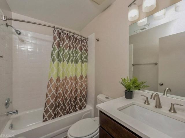 Apartment for rent in Chicago Park, Illinois