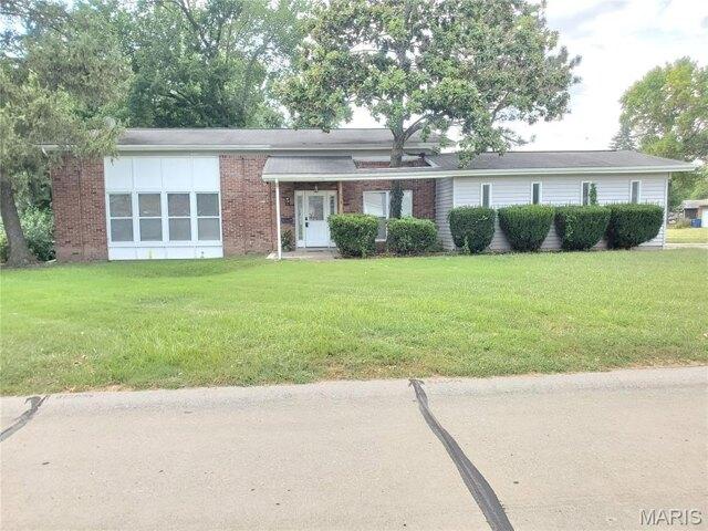 House for sale in Hazelwood, Missouri