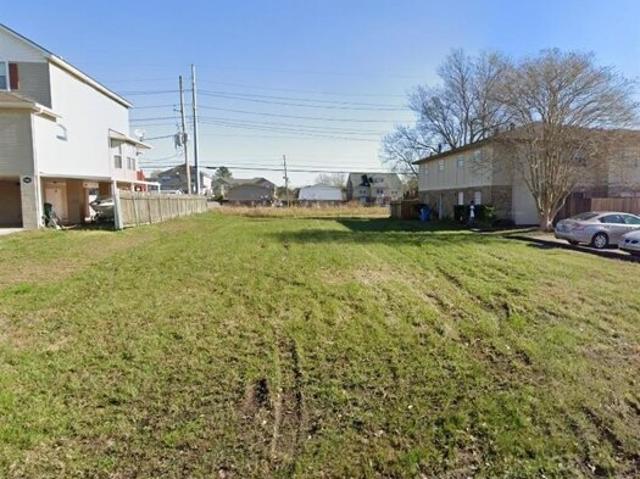 Land for sale in Destrehan