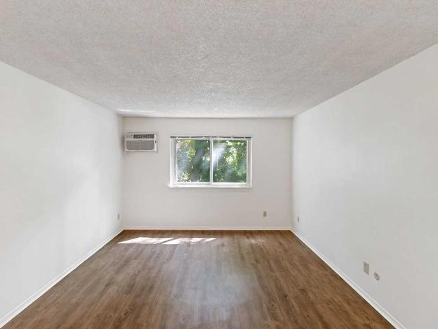 Apartment for rent in Hillsdale