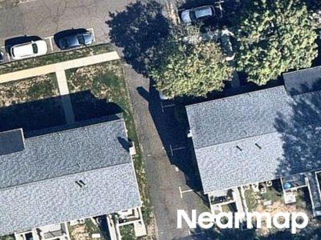 Condo for sale in Milford, Connecticut