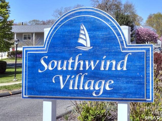 Condo for sale in Milford, Connecticut