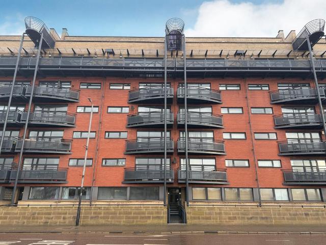 Apartment for rent in Laurieston, Gorbals