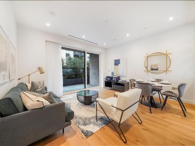 Apartment for rent in St. John's Wood, Greater London