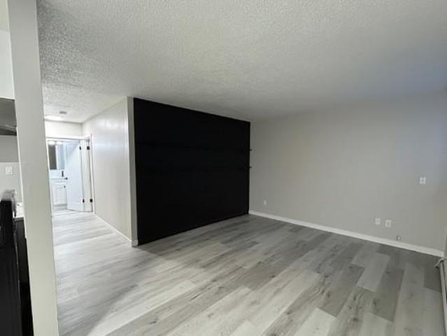 Apartment for rent in West Jasper Place (Neighbourhood), Edmonton