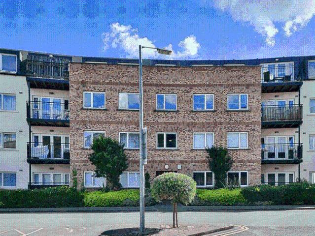 Apartment to rent in Bluebell, North Tipperary