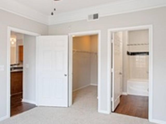 Apartment for rent in Cypress