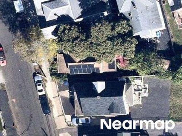 House for sale in Bridgeport