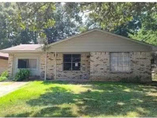 House for sale in Texarkana