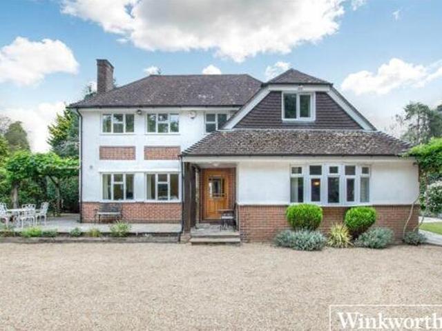 House for sale in Tricketts Cross, Ferndown